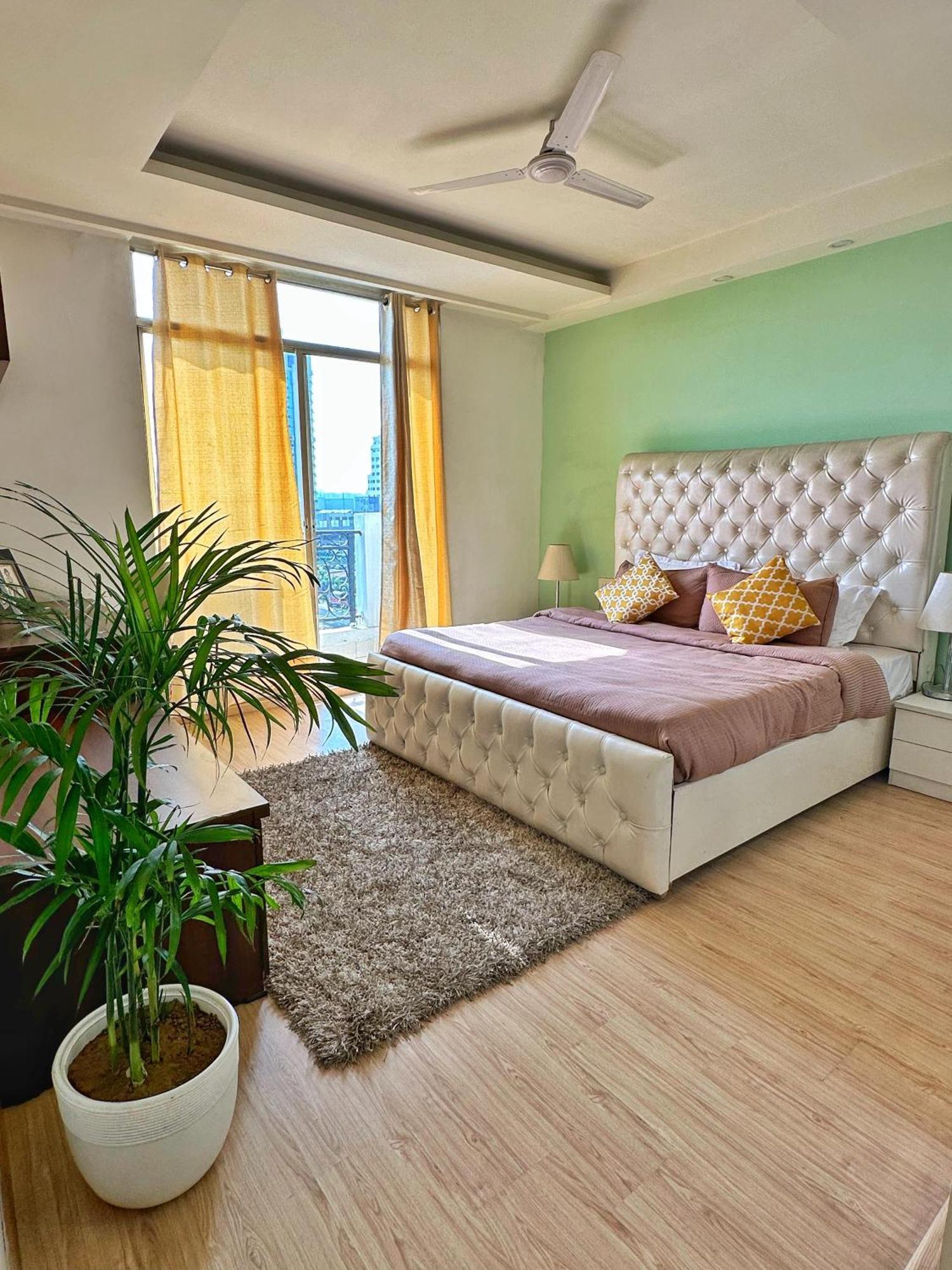 Flamingo Hotel Sector 67 I Studio Rooms I Gurgaon Exterior photo