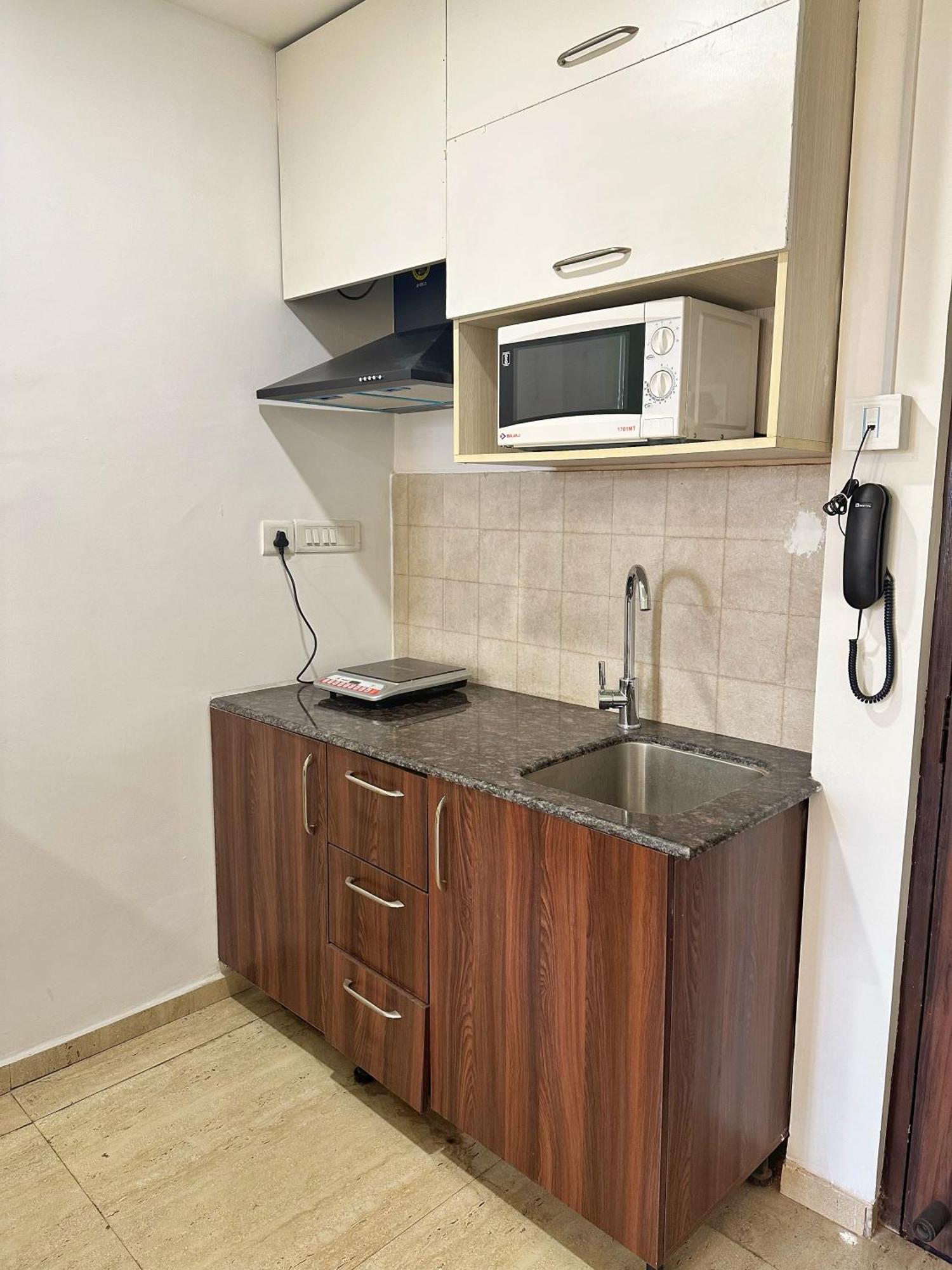 Flamingo Hotel Sector 67 I Studio Rooms I Gurgaon Exterior photo