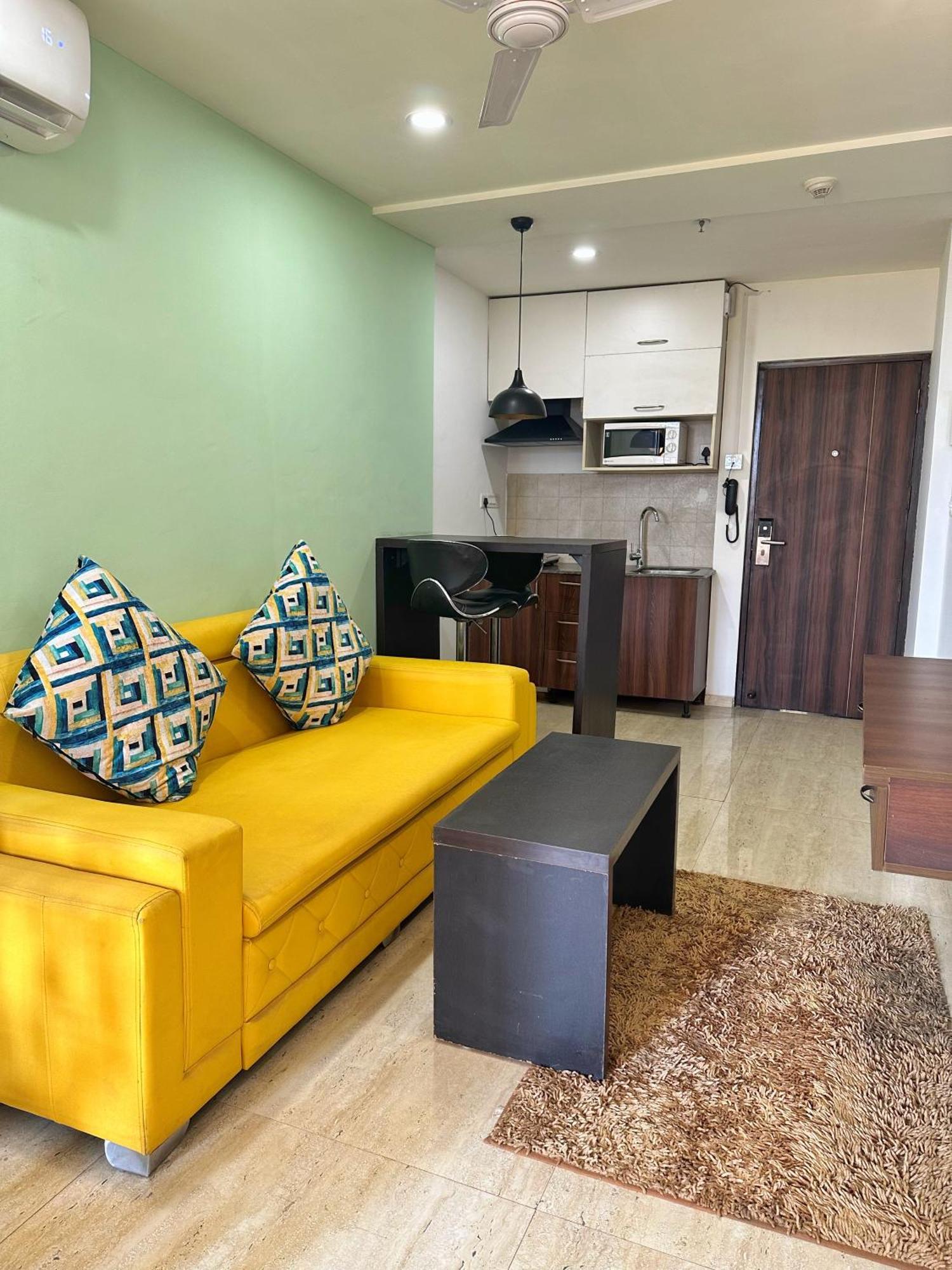 Flamingo Hotel Sector 67 I Studio Rooms I Gurgaon Exterior photo