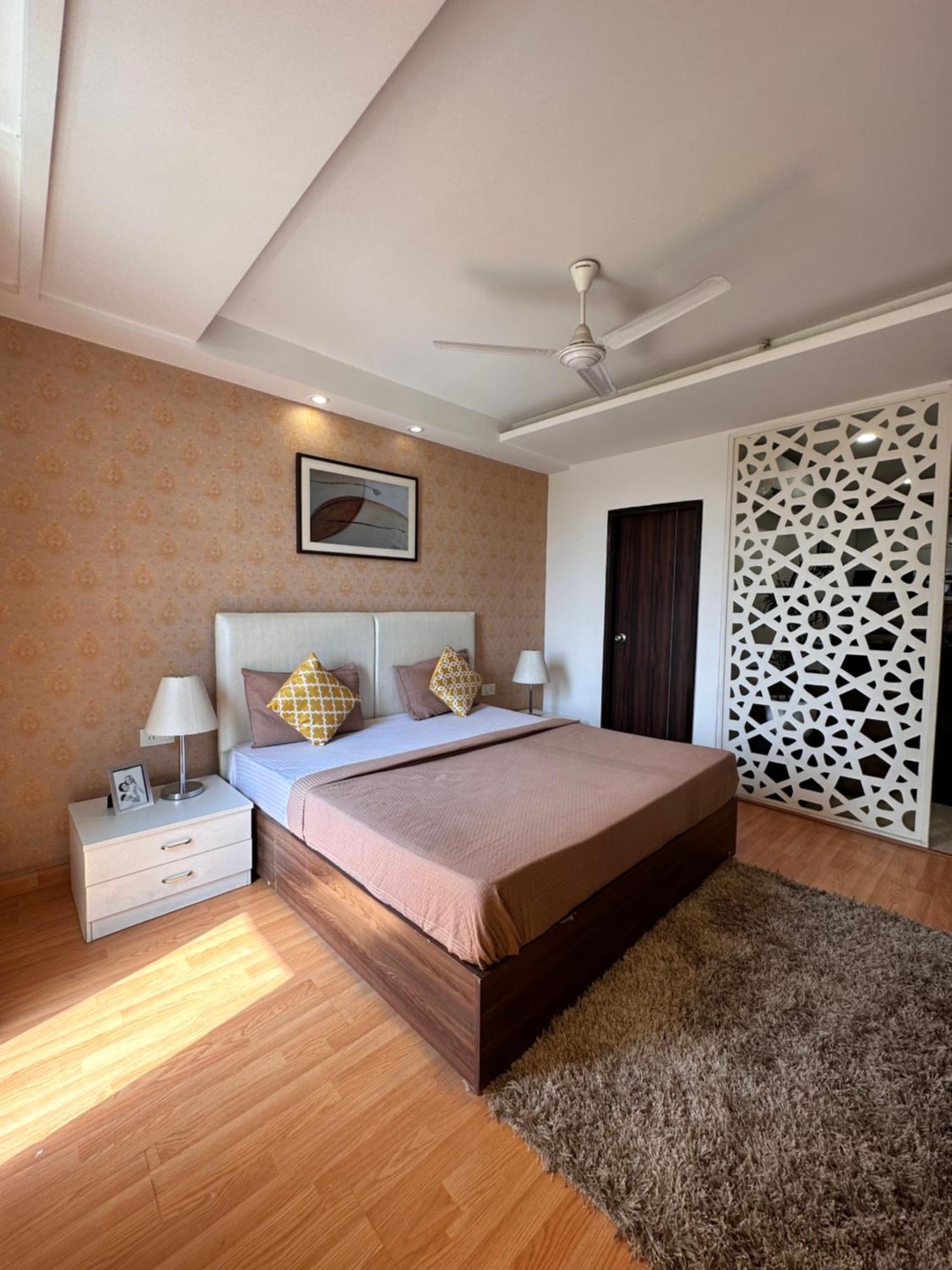 Flamingo Hotel Sector 67 I Studio Rooms I Gurgaon Exterior photo